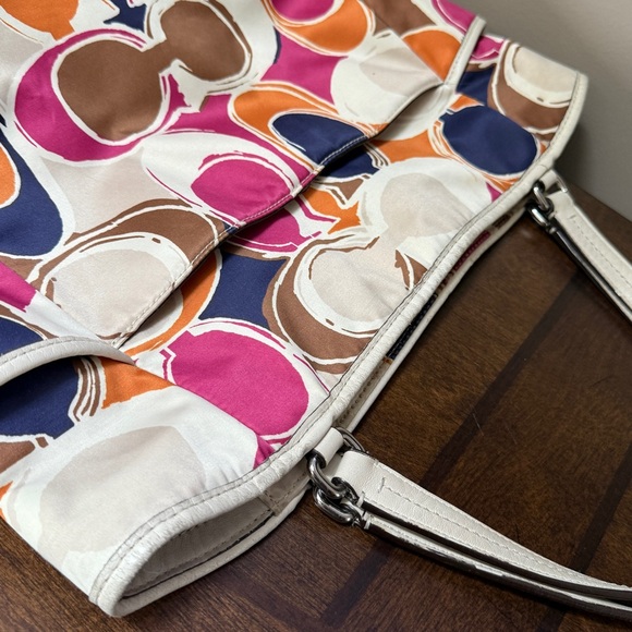 Coach Bag - Picture 7 of 13